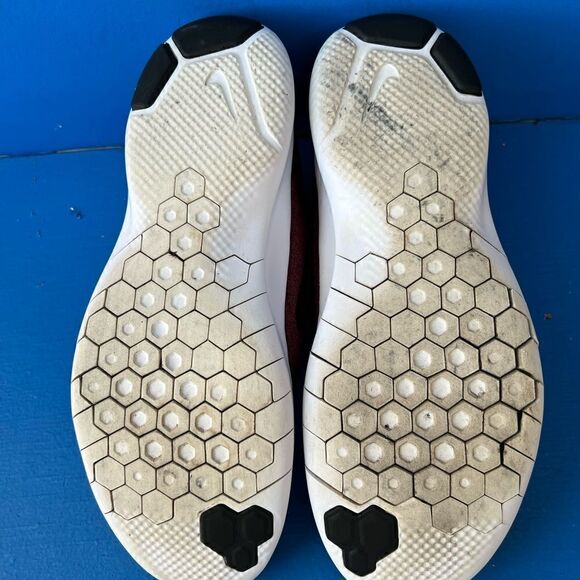 Nike Flex Experience RN8 Black Red Running Shoes Sneakers AJ5900-001 Men's 11.5 - Picture 5 of 6